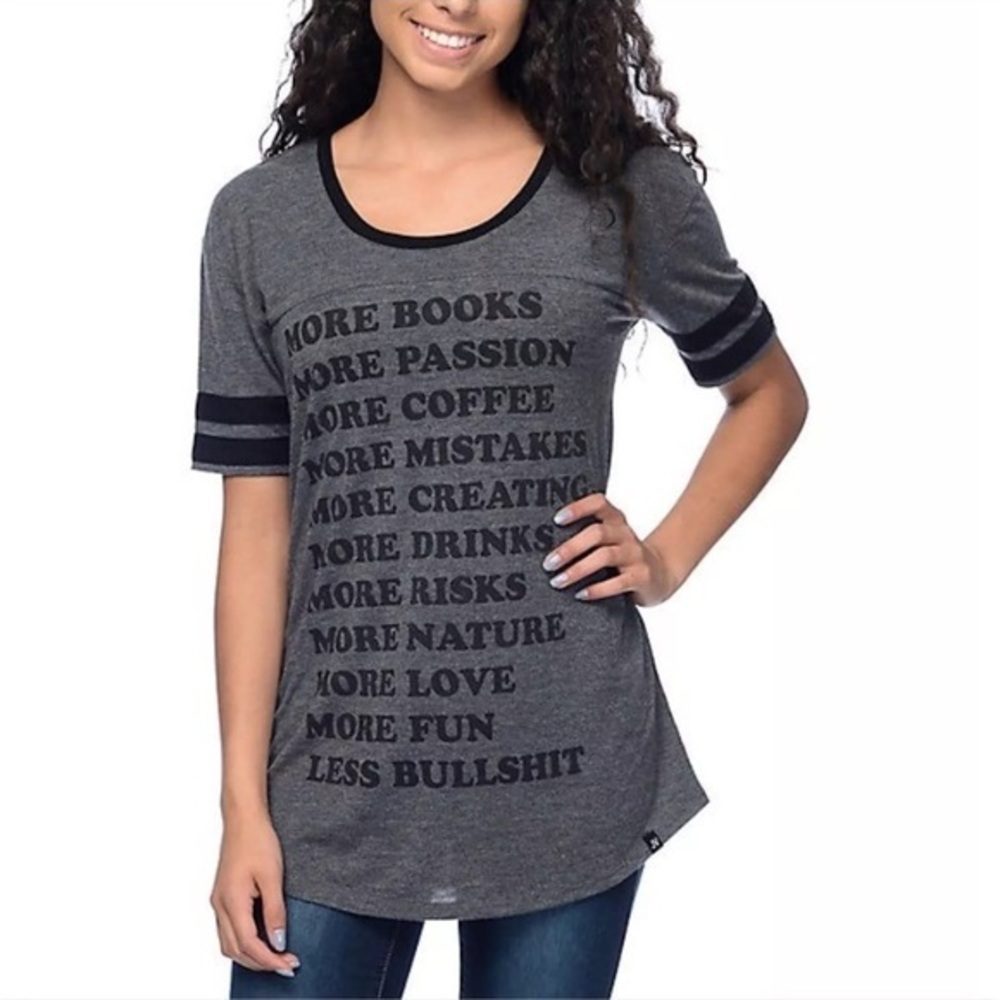 SOFT☁️Jac Vanek Less Bull Buttery Soft Tee